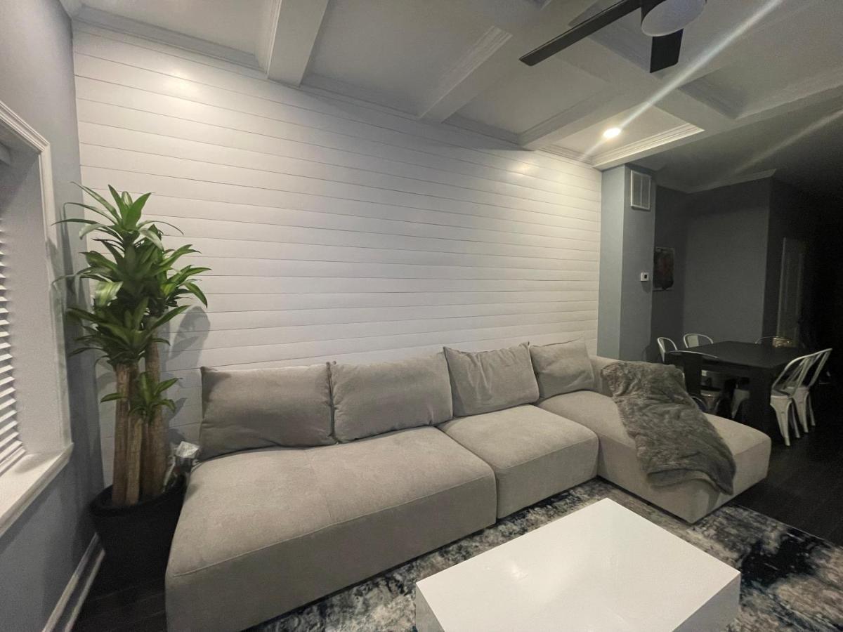 בלטימור The Blue House! Modern+ Rooftop Deck+ Parking מראה חיצוני תמונה